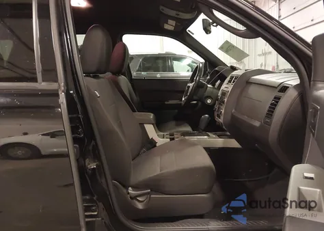 2010 Ford Escape Xlt из США, поврежденный, VIN 1FMCU9DG8AKD11223